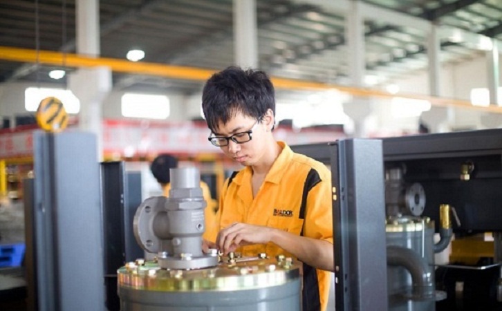 螺桿空壓機維修到底是采用哪種方式呢？
